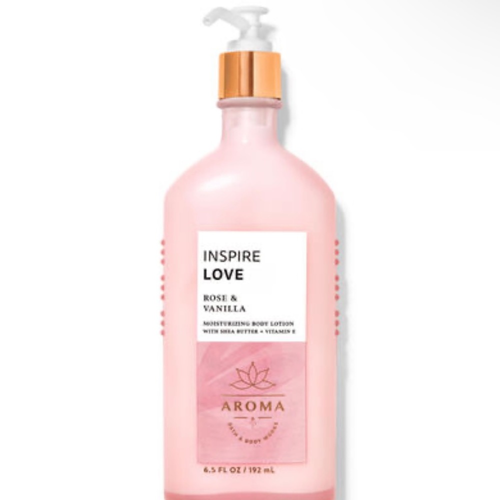 NEW Bath & Body Works Aroma Rose Vanilla Moisturizing Body Lotion